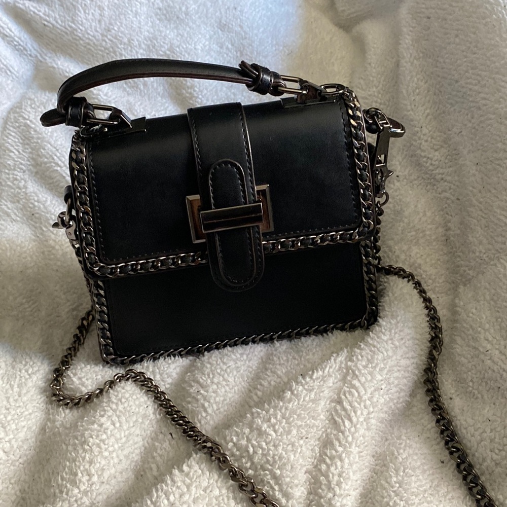 Cross body bag